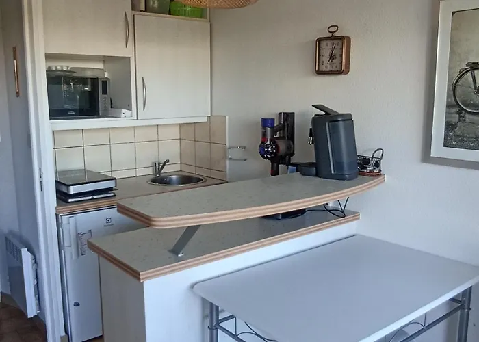 Joli Avec Piscine à 200m De La Parking Privé