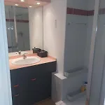 Joli Avec Piscine A 200m De La Parking Prive Apartment *